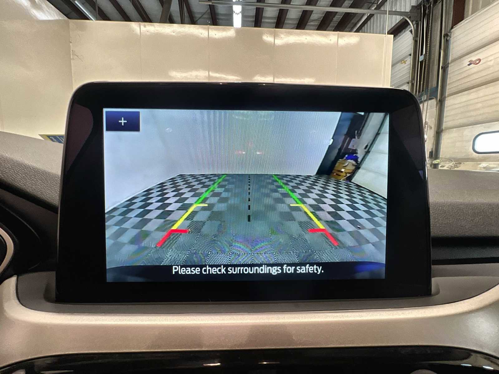 Used 2022 Ford Escape SE image 22