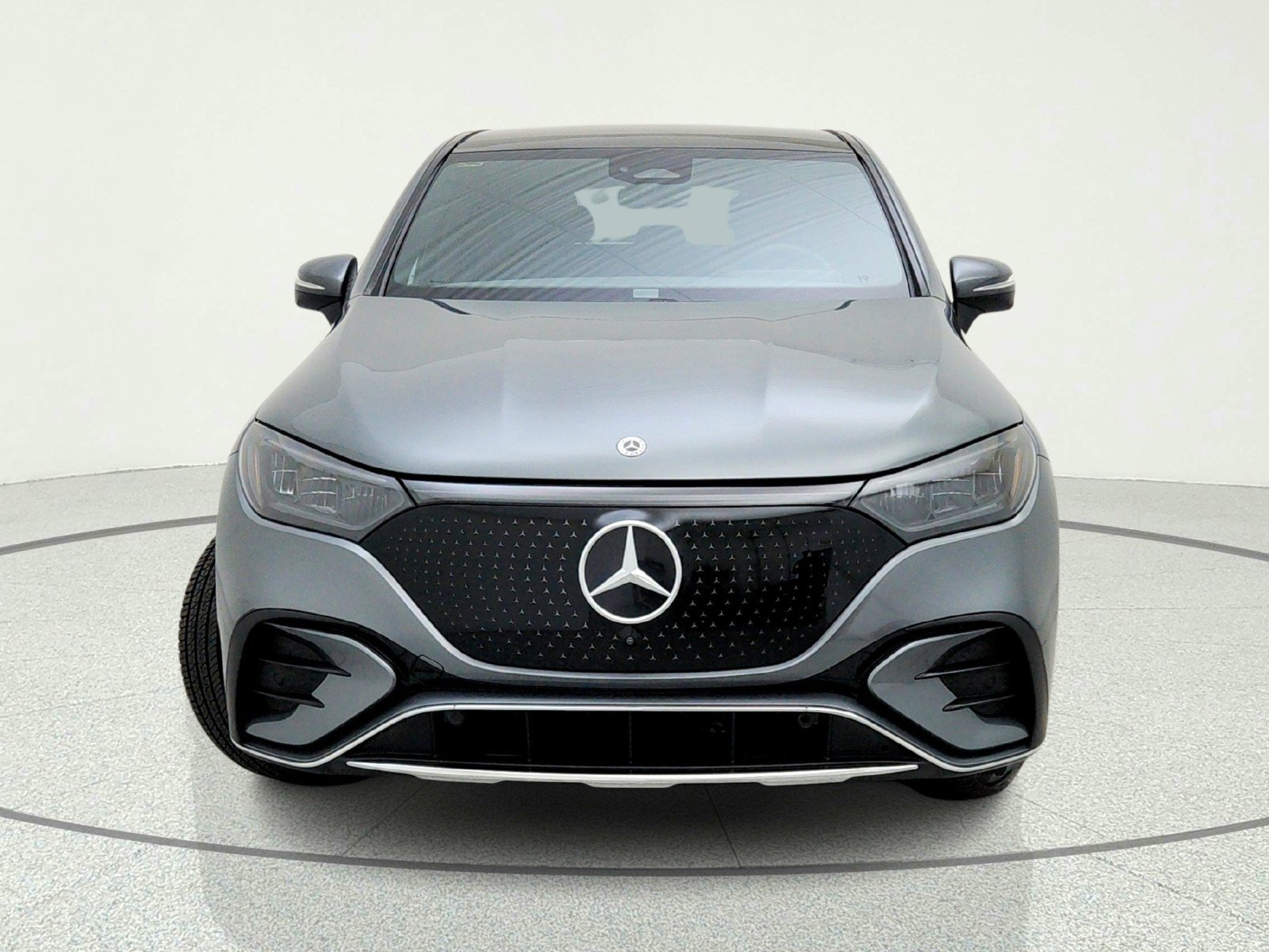 Used 2023 Mercedes-Benz EQE 350+ SUV image 3