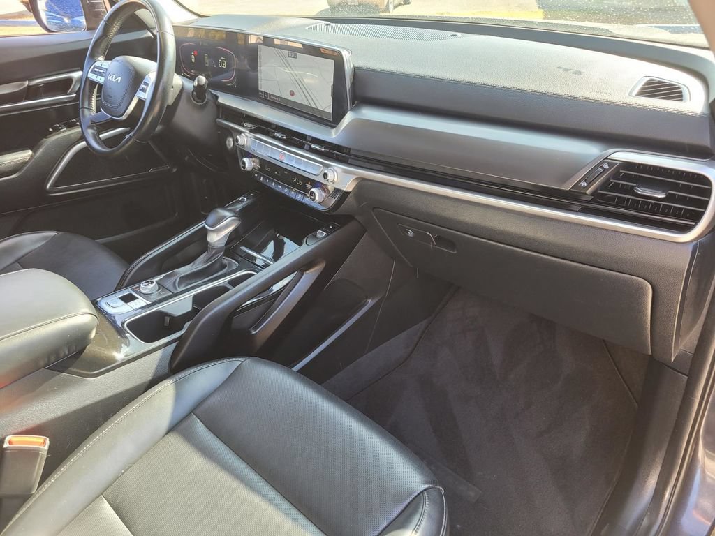 Used 2025 Kia Telluride S AWD/4WD image 9