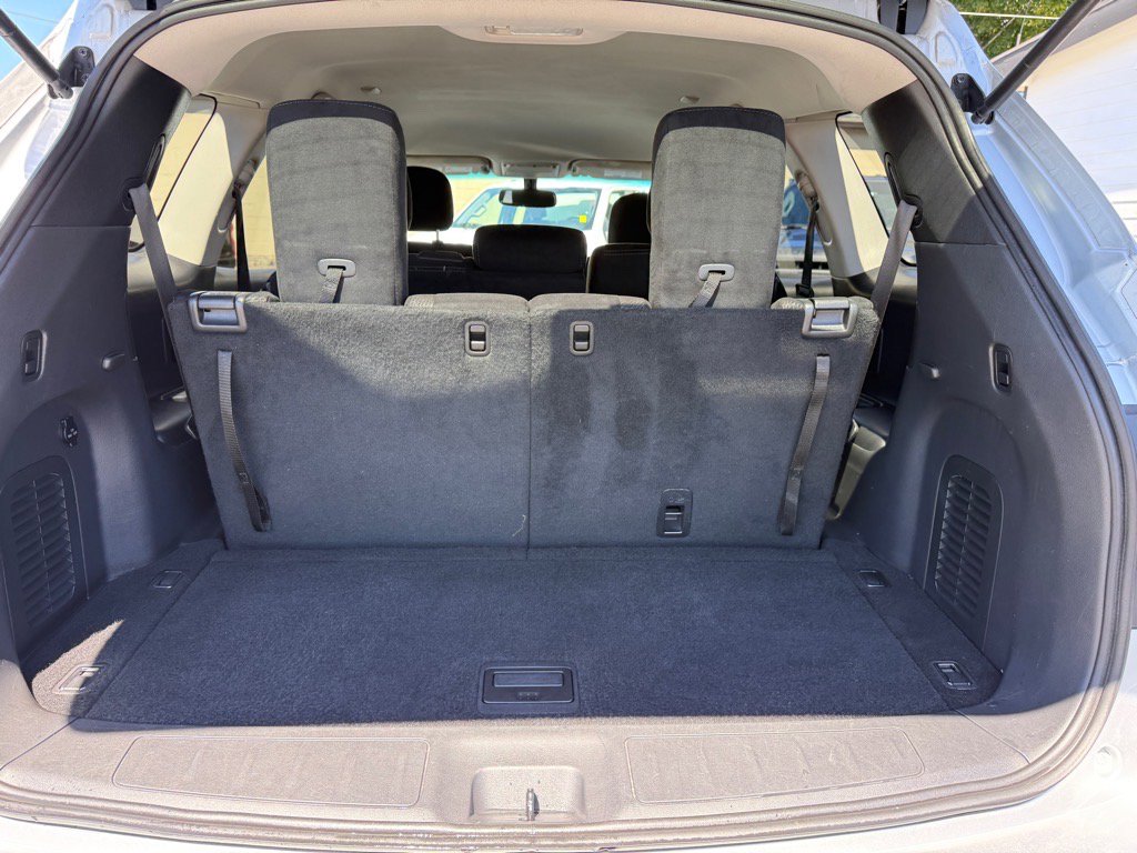 Used 2016 Nissan Pathfinder SV image 6