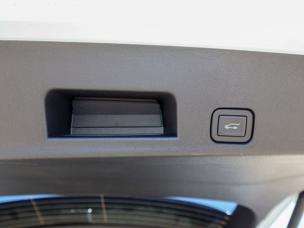 New 2026 GMC Acadia Elevation w/ Black Edition image 6