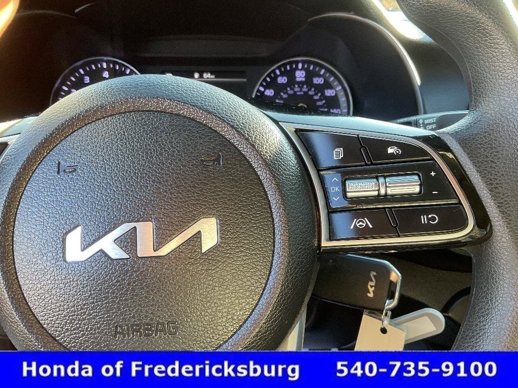 Used 2023 Kia Forte LXS w/ LXS Technology Package FWD image 29