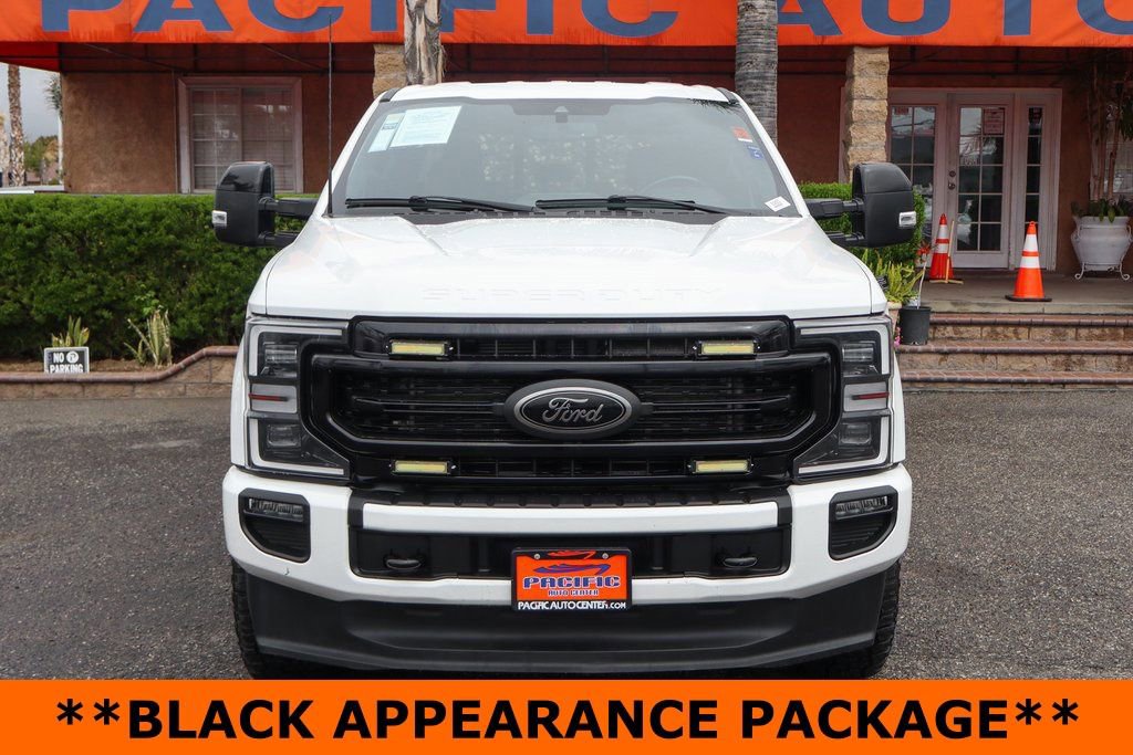 Used 2022 Ford F350 Lariat w/ Black Appearance Package image 3
