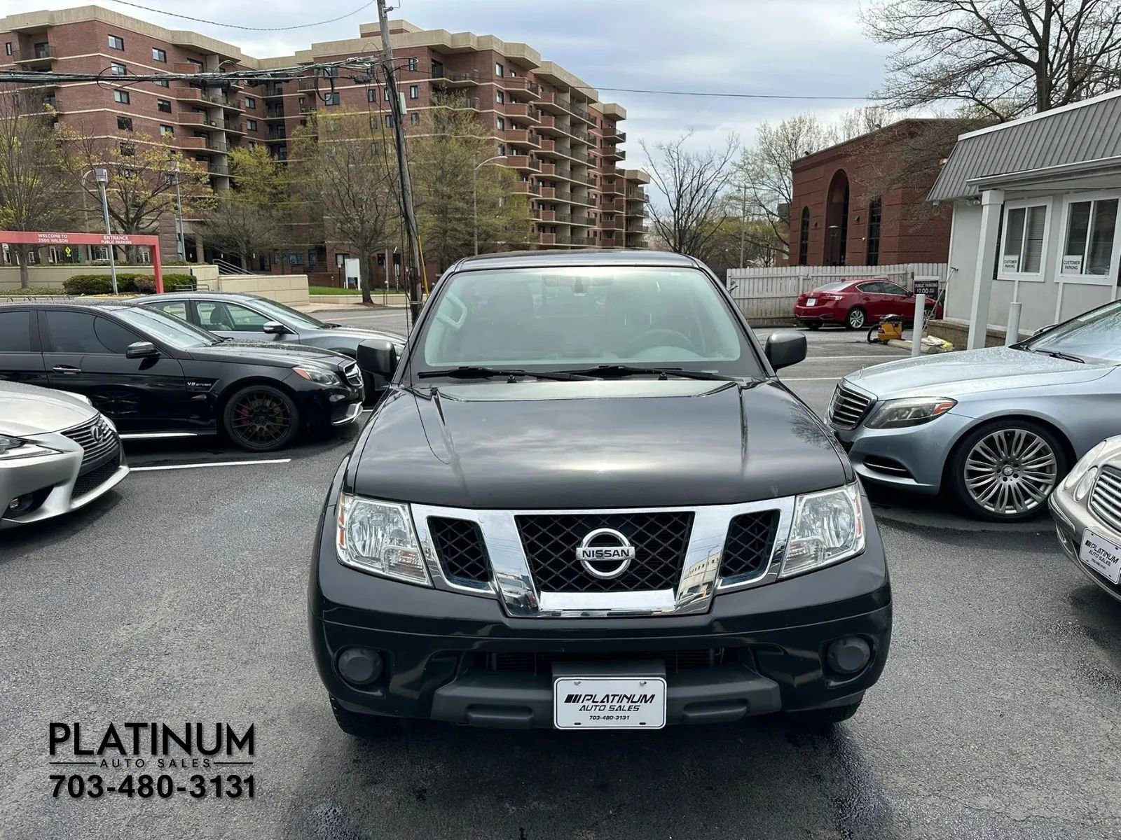 Used 2019 Nissan Frontier SV image 5