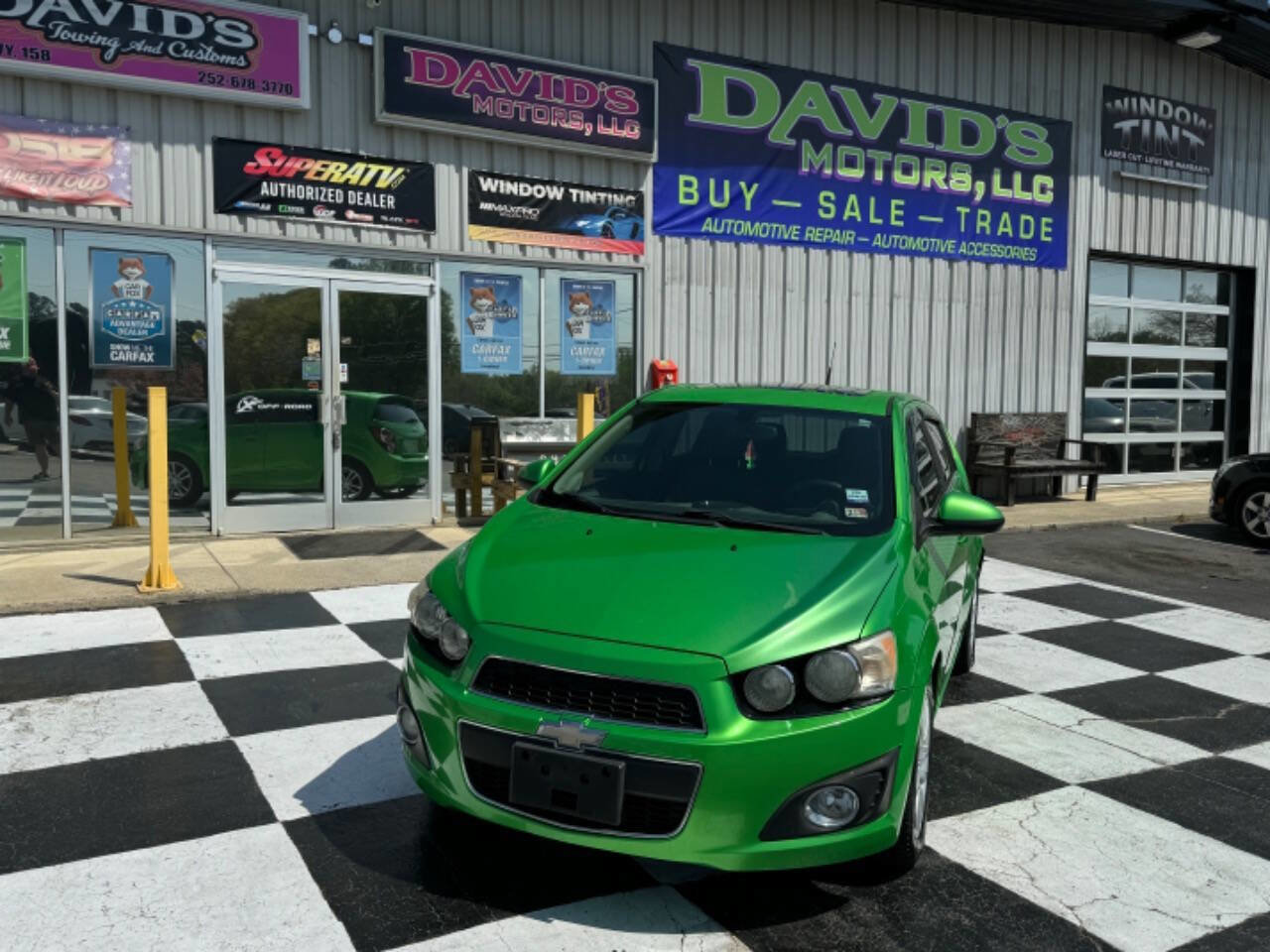 Used 2014 Chevrolet Sonic LT w/ LT Spring Promotional Package FWD image 3