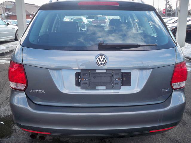 Used 2011 Volkswagen Jetta TDI image 4