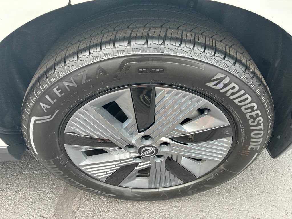 Certified 2025 Nissan Murano SL AWD/4WD image 11