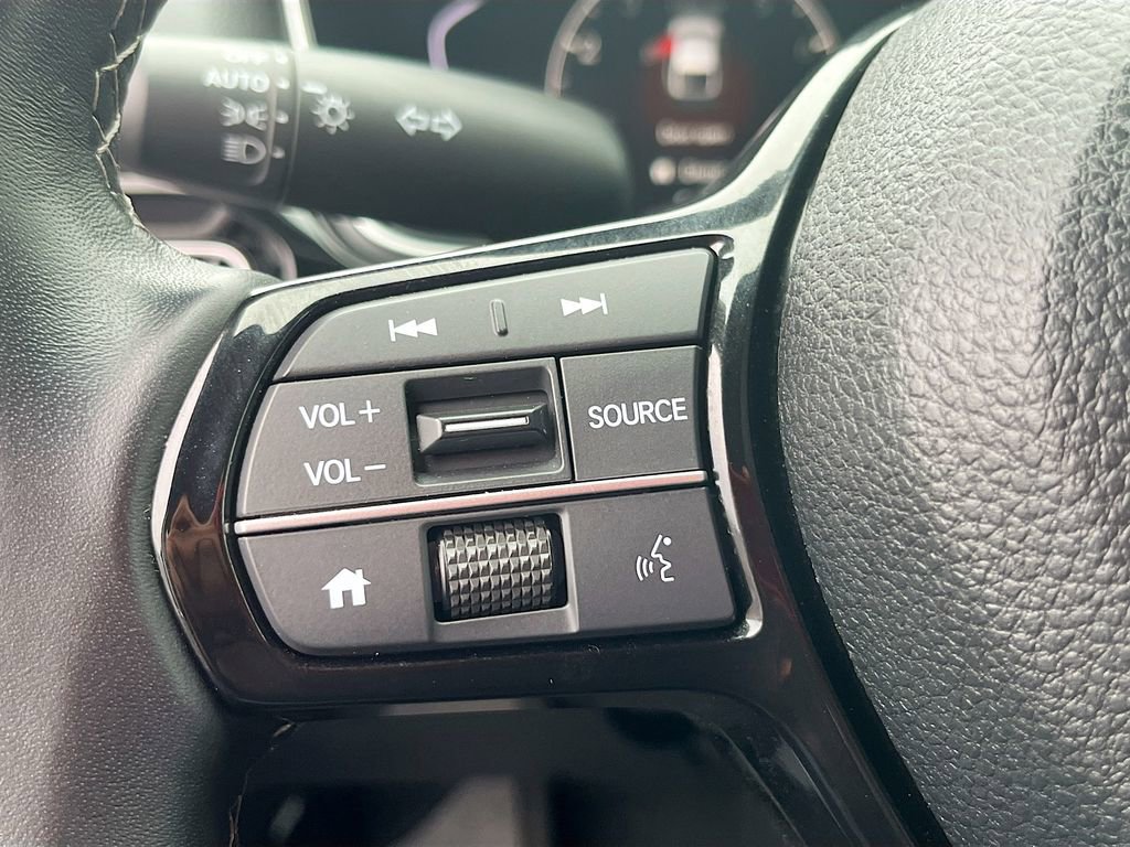 Used 2023 Honda Civic EX-L image 10