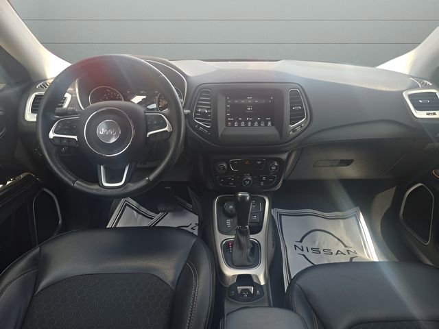 Used 2018 Jeep Compass Latitude w/ Popular Equipment Group image 11