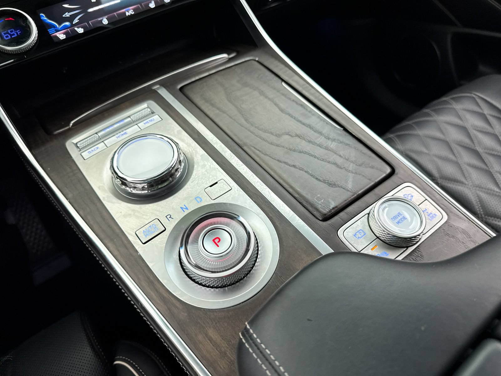 Used 2023 Genesis GV80 3.5T w/ Prestige Package AWD/4WD image 29