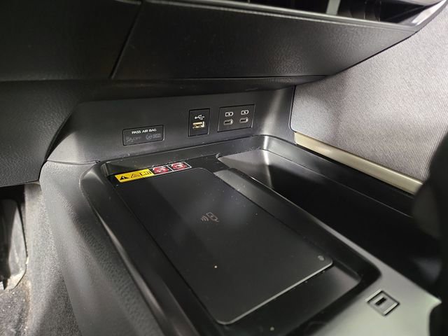 Used 2025 Toyota Camry LE image 25