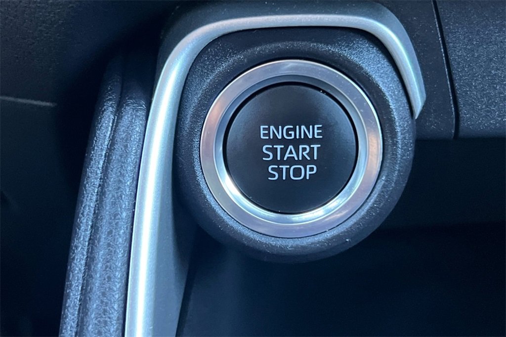 Used 2025 Toyota Grand Highlander AWD image 24