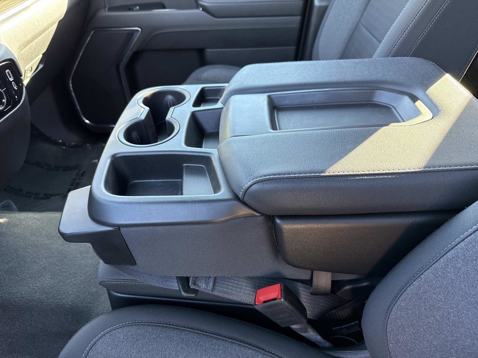 Used 2024 Chevrolet Silverado 1500 LT image 13