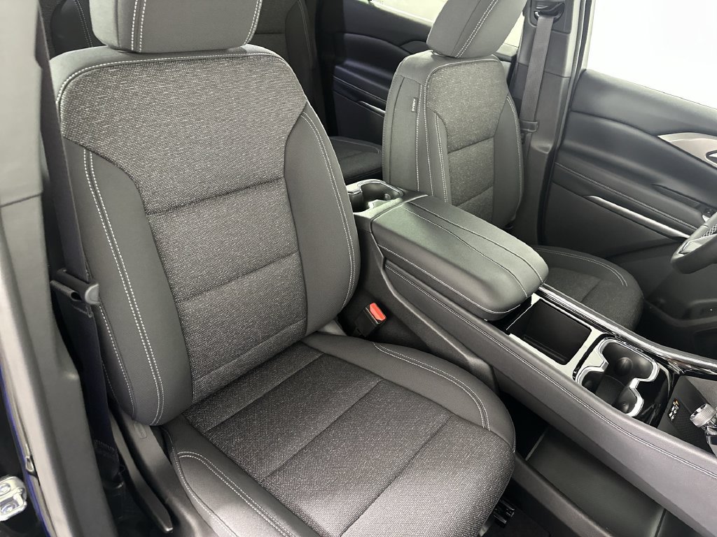 New 2027 Chevrolet Traverse LT AWD/4WD image 28