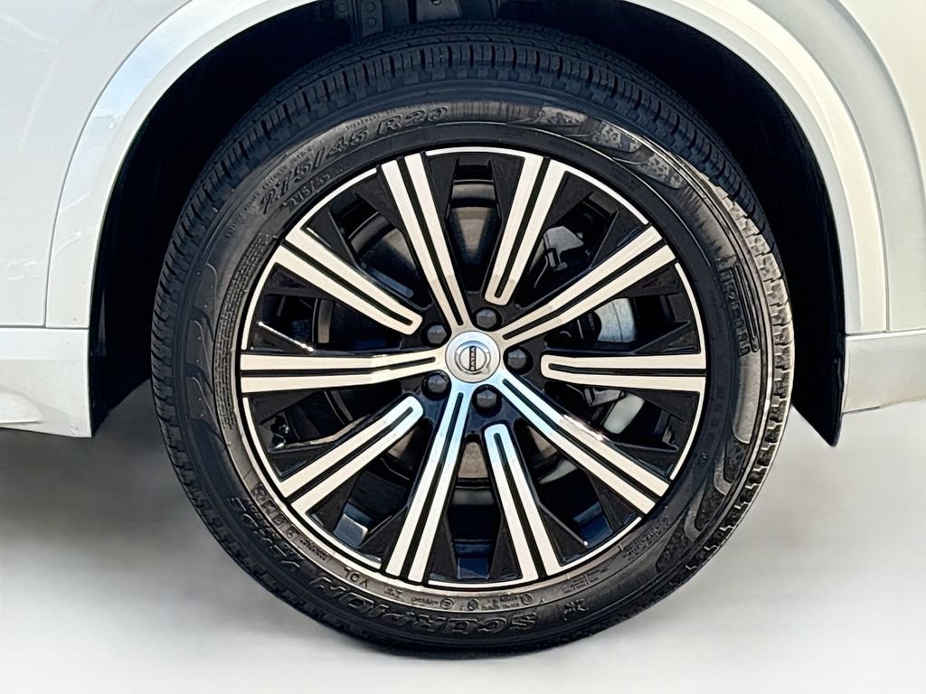 Used 2023 Volvo XC90 B6 Core w/ Protection Package Premier AWD/4WD image 33