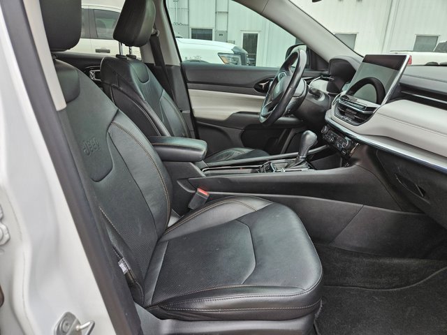 Used 2022 Jeep Compass Limited image 18