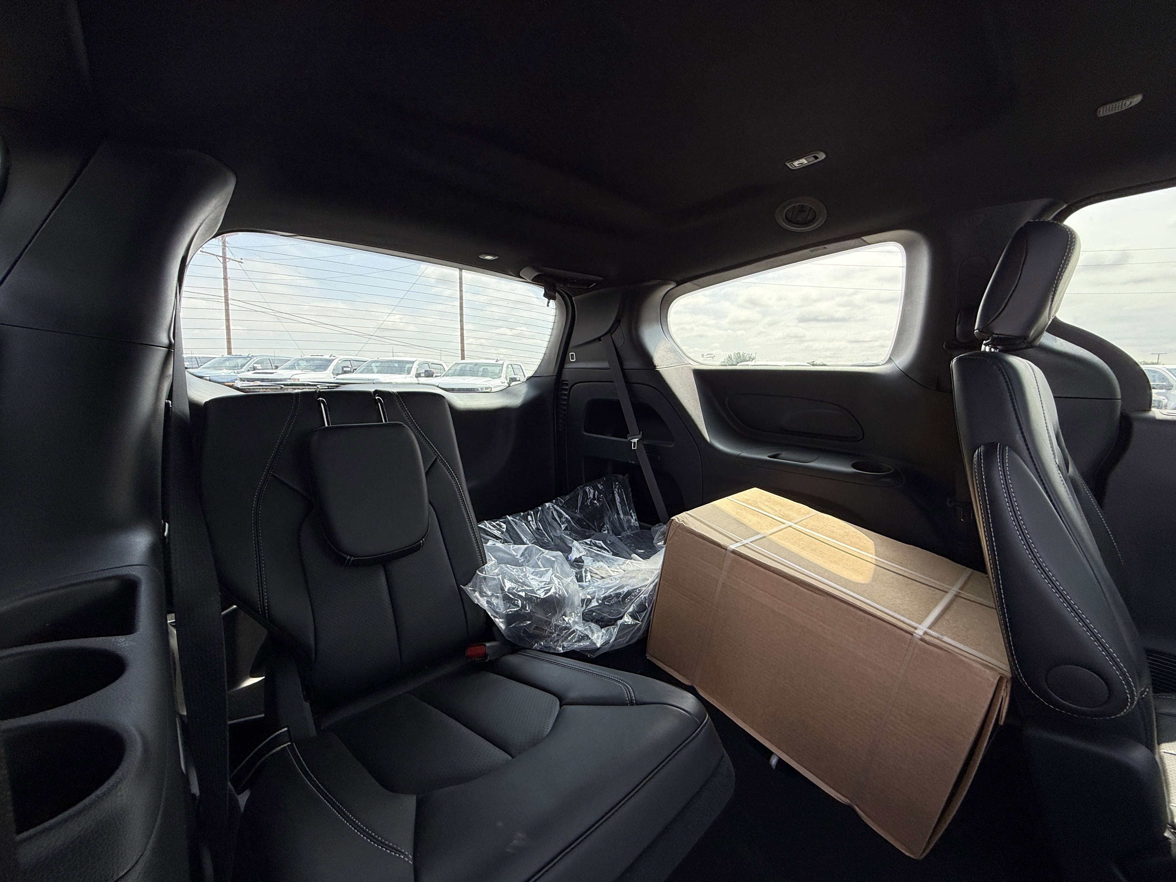 New 2024 Chrysler Pacifica Touring-L w/ S Appearance Package image 16