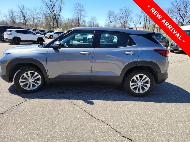 Used 2021 Chevrolet TrailBlazer LS FWD image 7