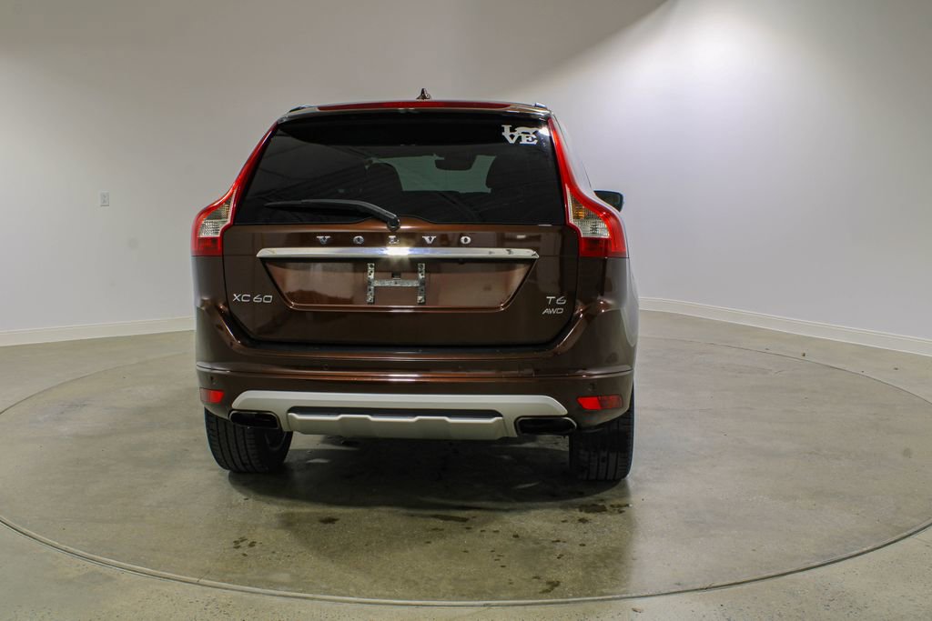 Used 2017 Volvo XC60 T6 Dynamic w/ Climate Package image 4