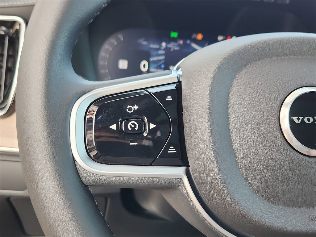 New 2026 Volvo XC90 B6 Ultra w/ Protection Package image 9