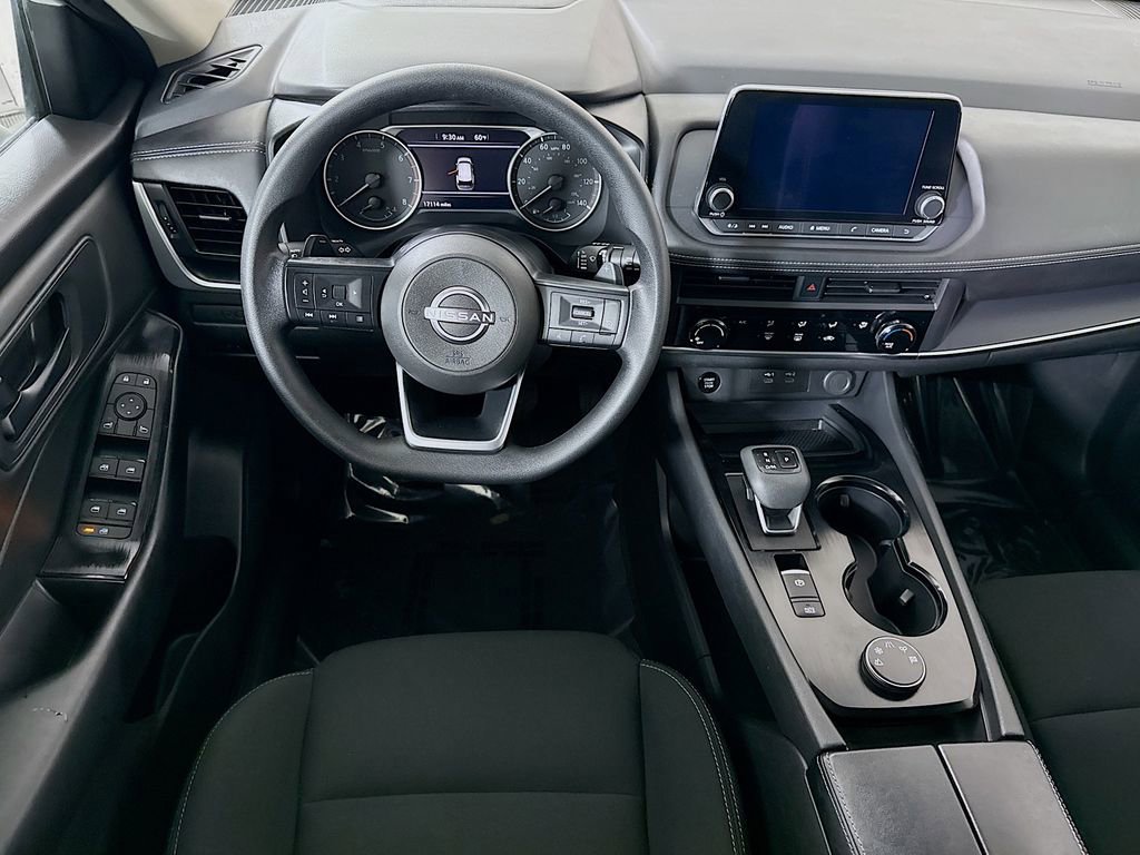 Certified 2024 Nissan Rogue S image 4