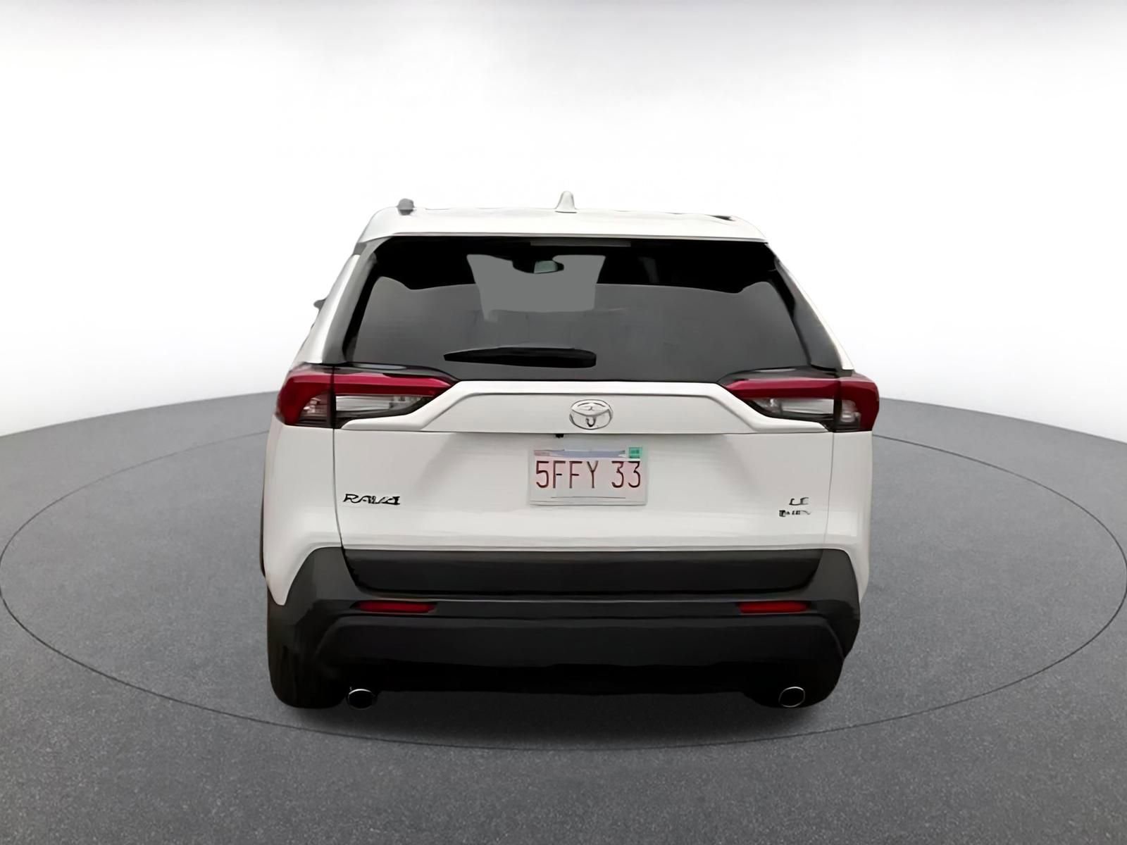 Used 2025 Toyota RAV4 LE image 12
