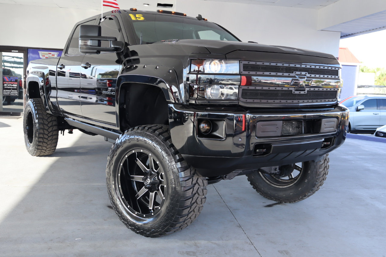 Used 2015 Chevrolet Silverado 2500 LTZ image 3