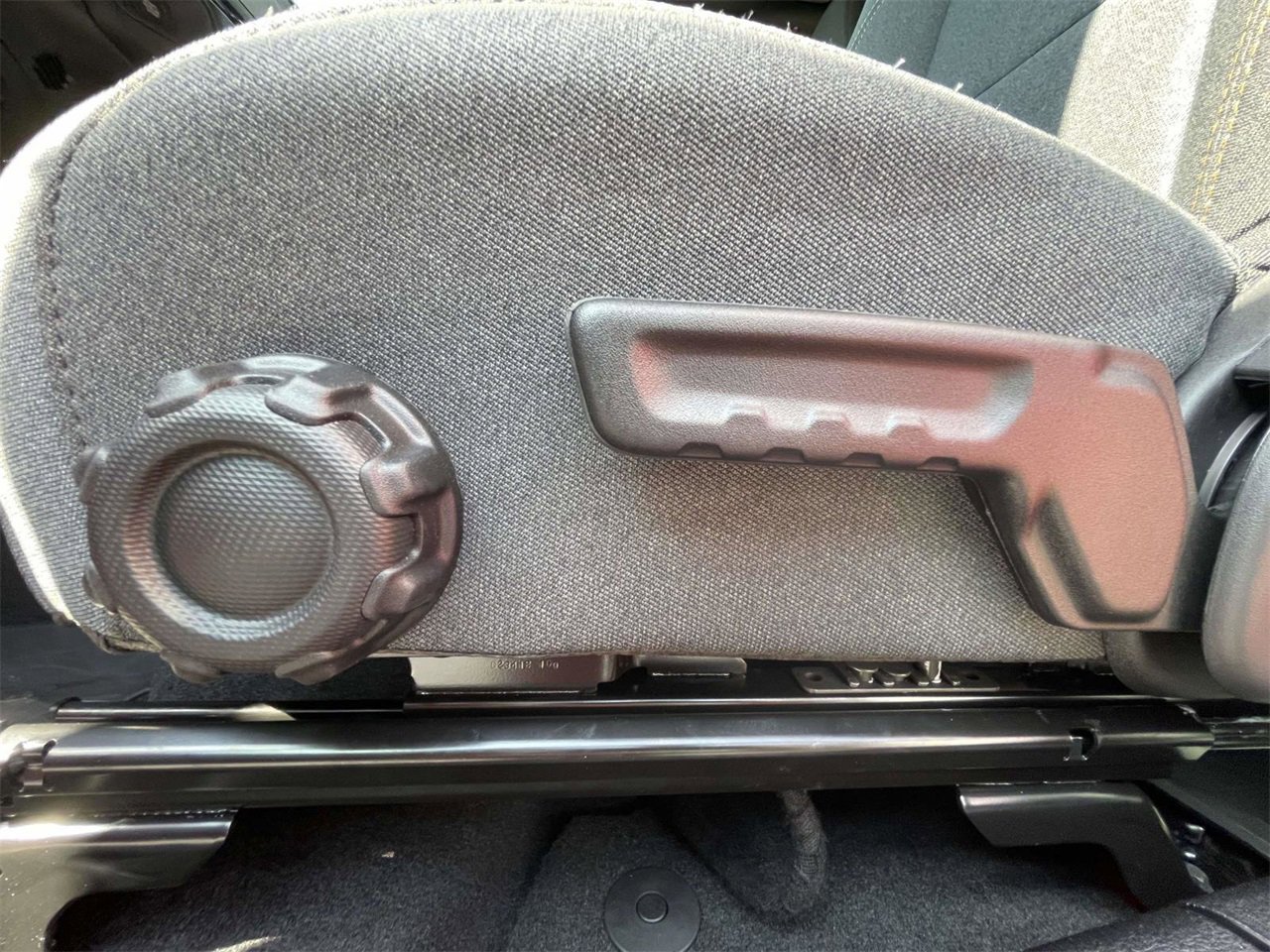 New 2025 Jeep Wrangler Sport S image 24