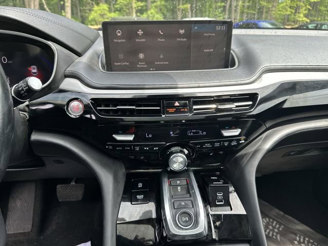 Used 2023 Acura MDX SH-AWD w/ Technology Package image 16
