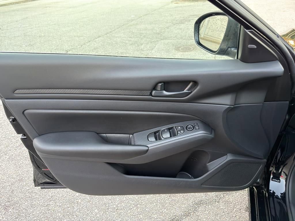 Certified 2024 Nissan Altima 2.5 S image 16