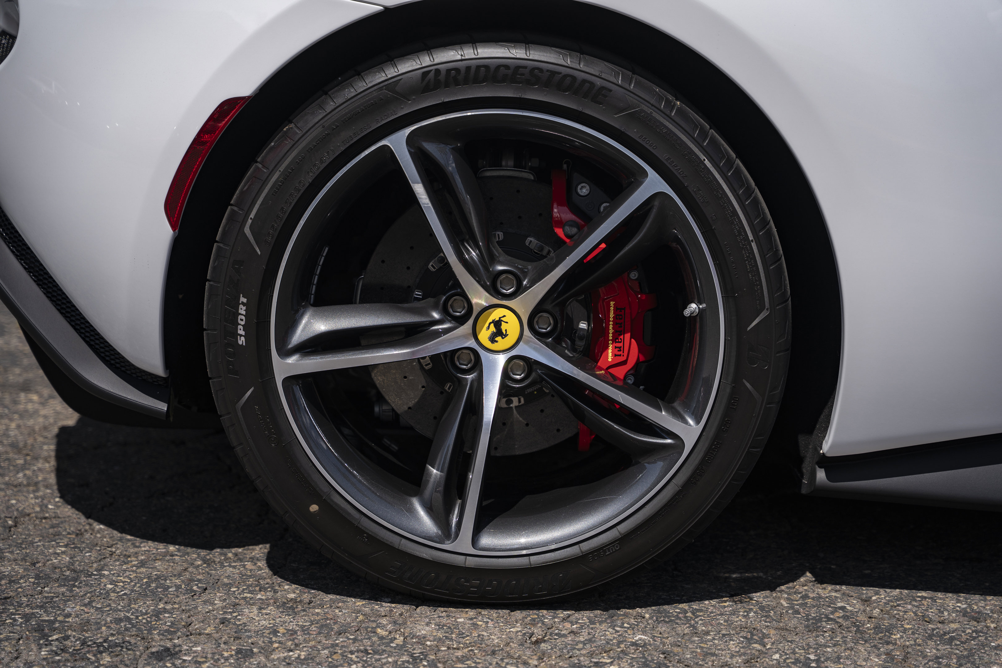Used 2025 Ferrari 296 GTS RWD image 15