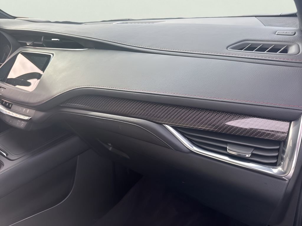 Certified 2022 Cadillac XT4 Sport image 21