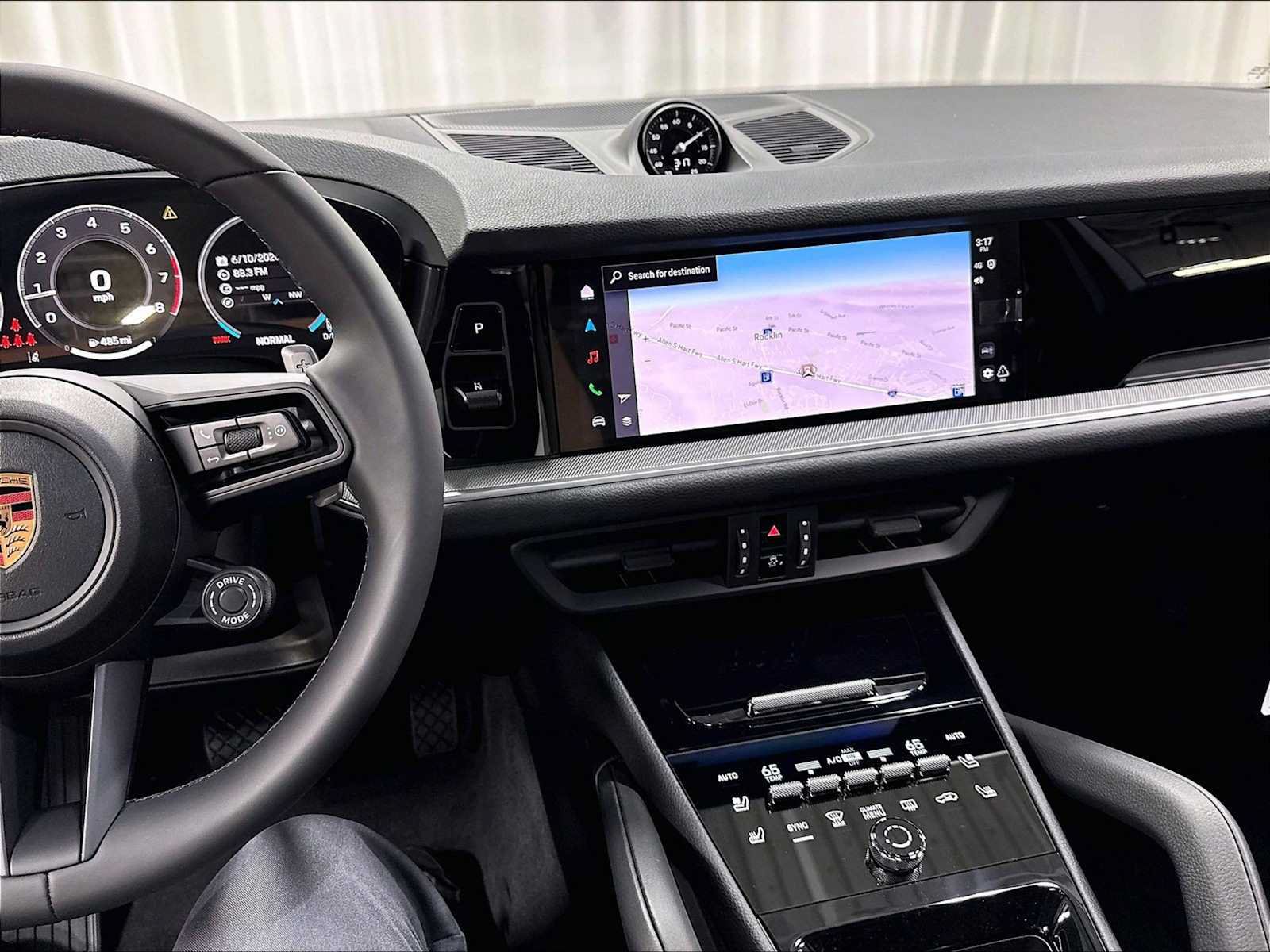 New 2026 Porsche Cayenne Coupe AWD/4WD image 16