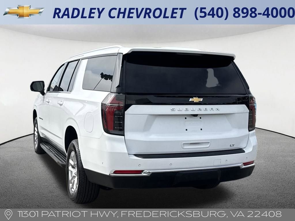 Certified 2025 Chevrolet Suburban LT image 18