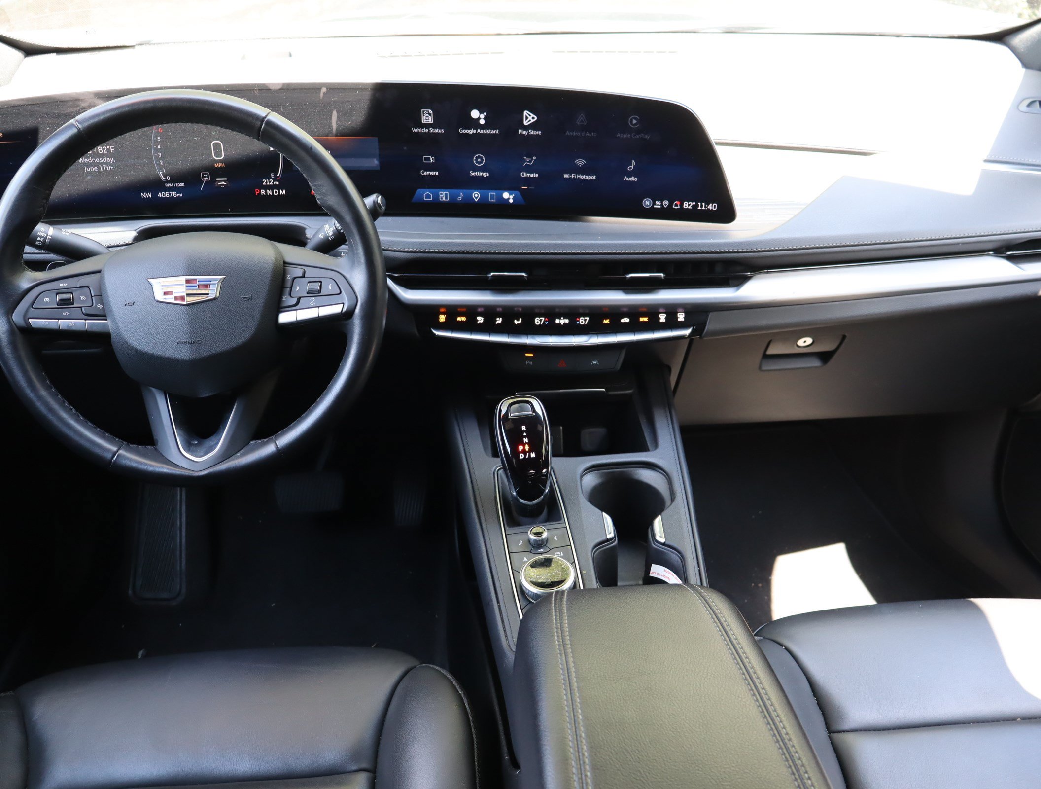 Used 2025 Cadillac XT4 Premium Luxury FWD image 16
