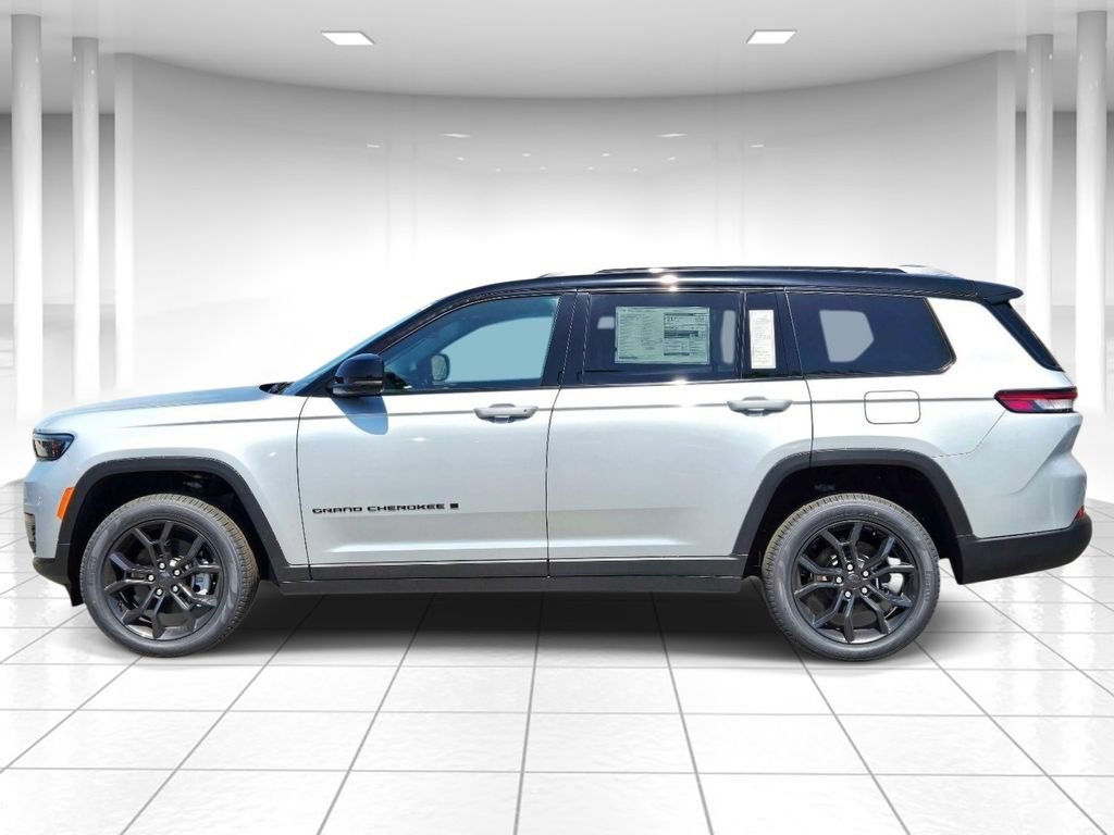 New 2025 Jeep Grand Cherokee L Limited AWD/4WD image 6