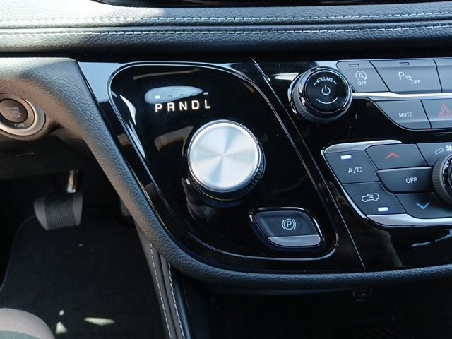 New 2027 Chrysler Pacifica Limited FWD image 41