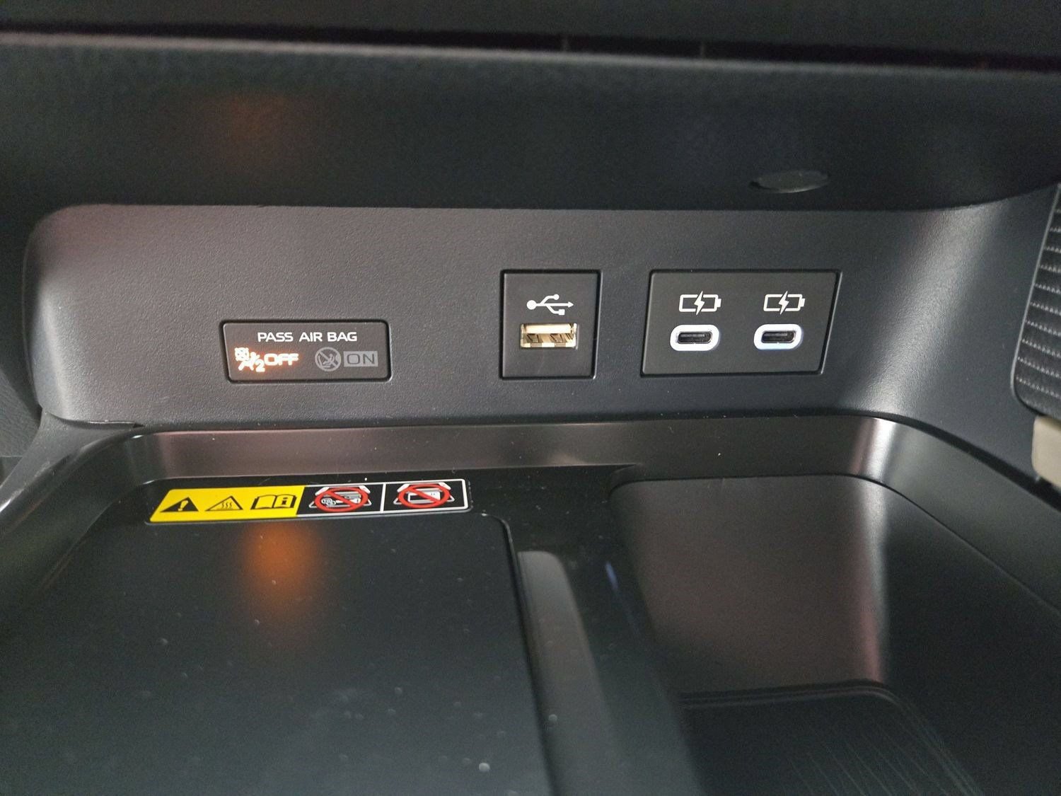New 2026 Toyota Camry SE w/ Multimedia Upgrade Package FWD image 23
