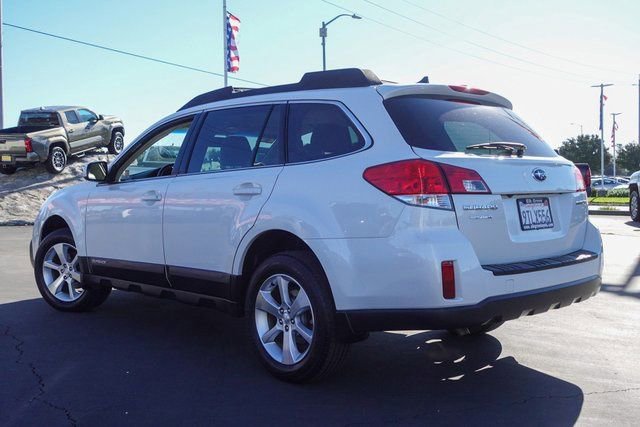 Used 2014 Subaru Outback 2.5i Limited w/ Moonroof Package image 9