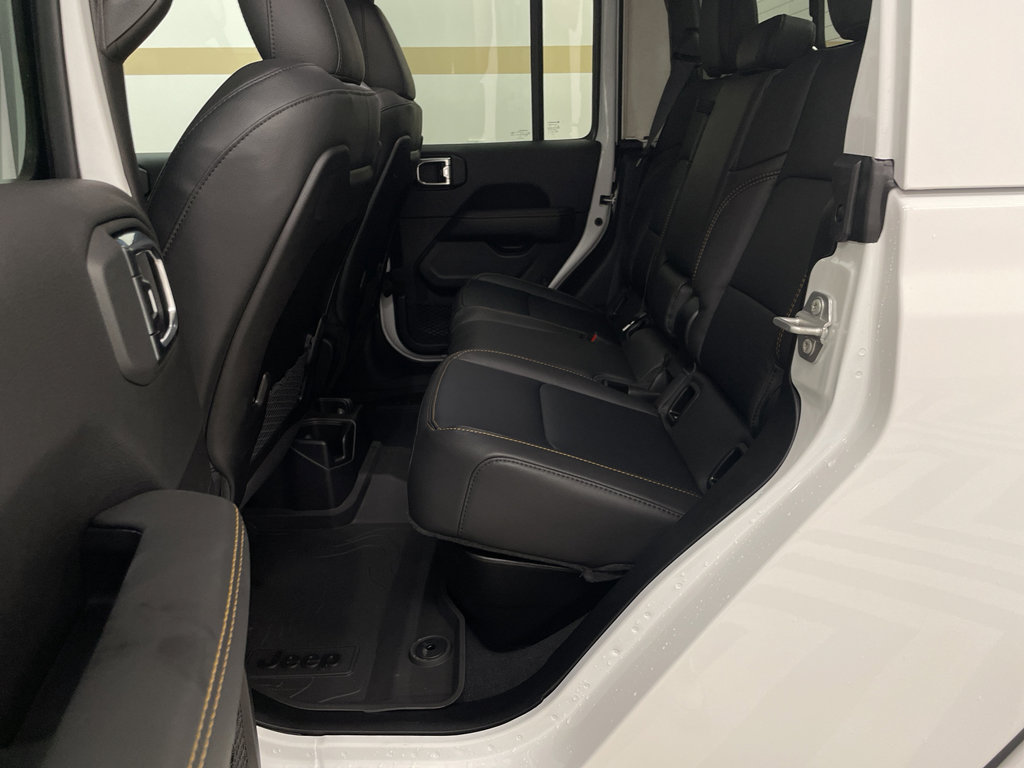 New 2025 Jeep Gladiator Sport image 8