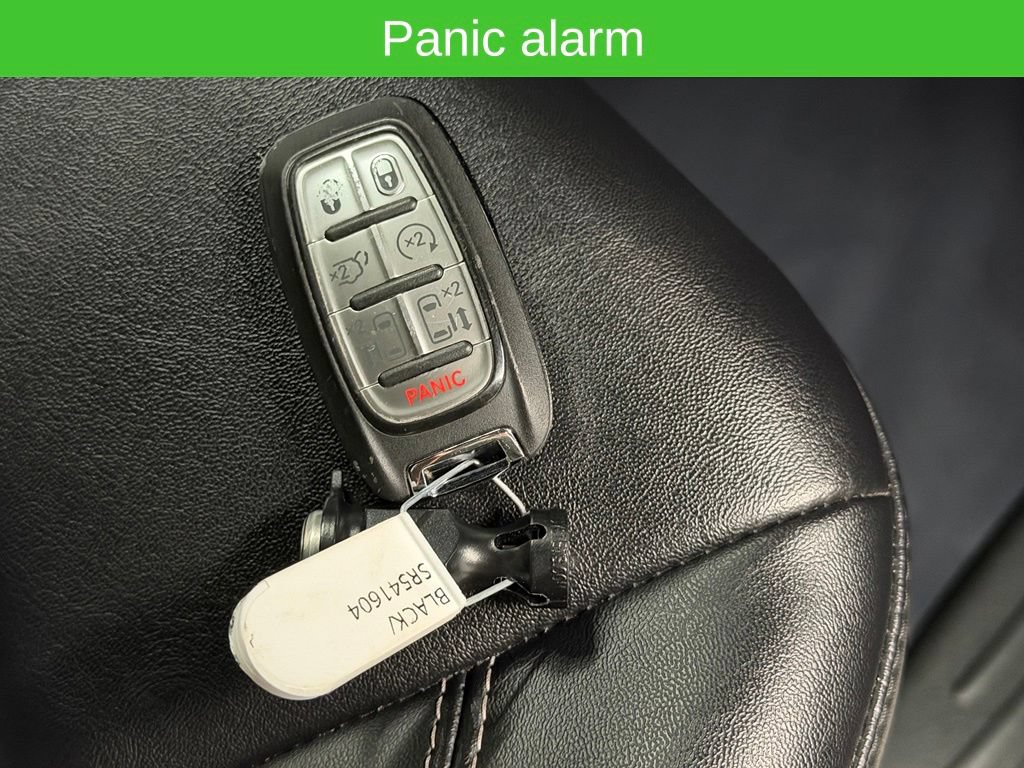 Used 2025 Chrysler Pacifica Select FWD image 24