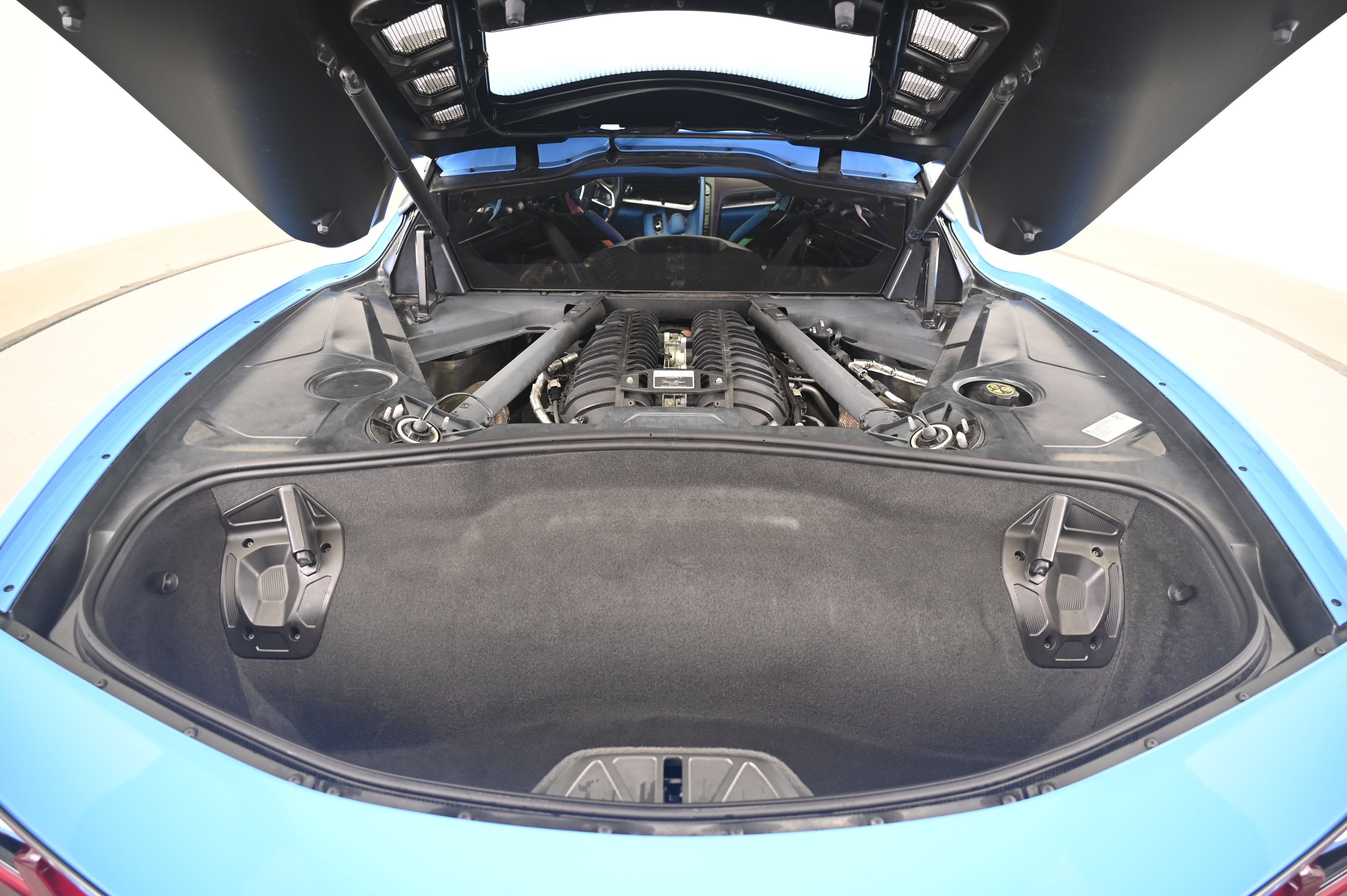 Used 2023 Chevrolet Corvette Z06 RWD image 16
