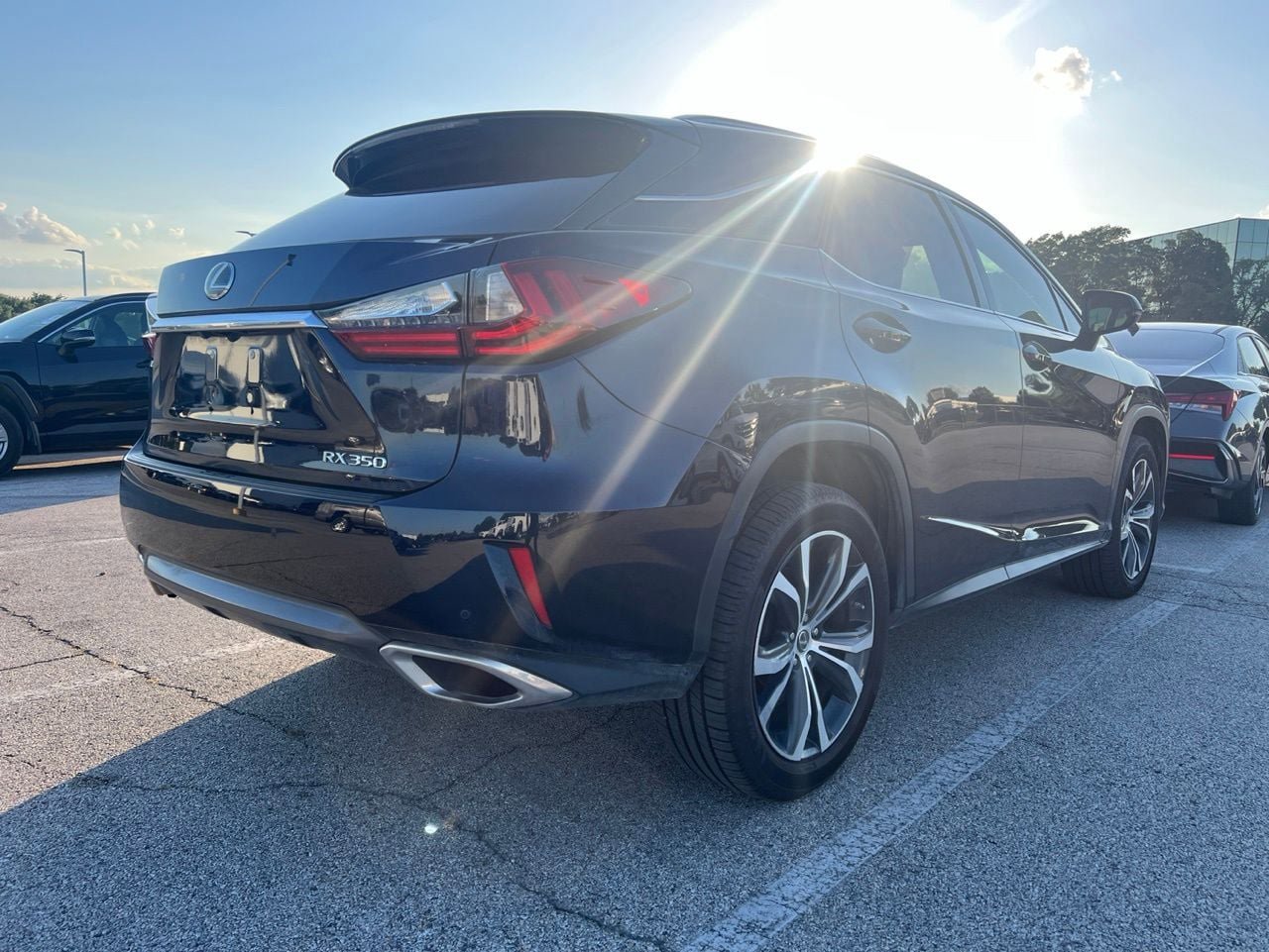 Used 2019 Lexus RX 350 FWD w/ Navigation Package image 4