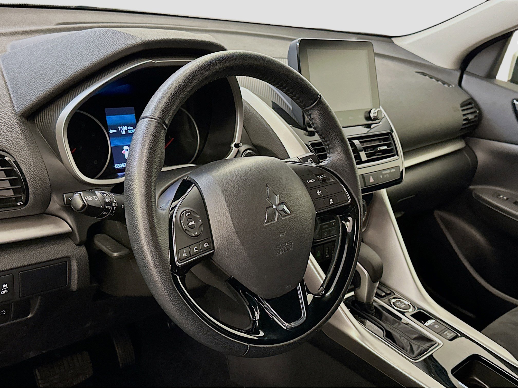 Used 2025 Mitsubishi Eclipse Cross SE image 18