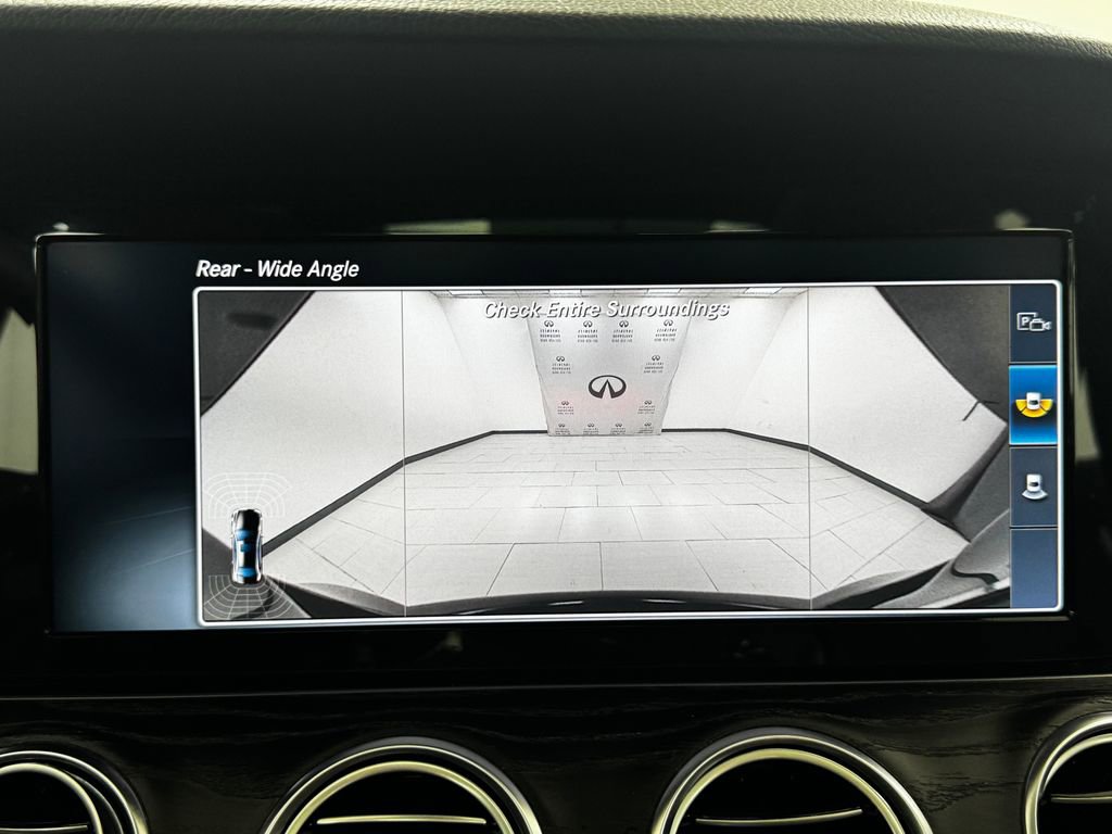 Used 2017 Mercedes-Benz E 300 4MATIC image 23