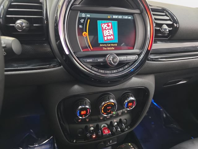 Used 2019 MINI Cooper Clubman ALL4 w/ Premium Package AWD/4WD image 19