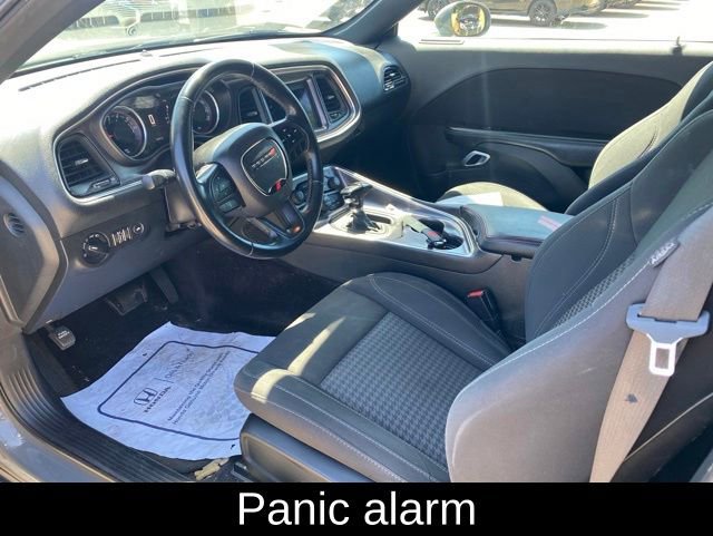 Used 2018 Dodge Challenger SXT RWD image 7