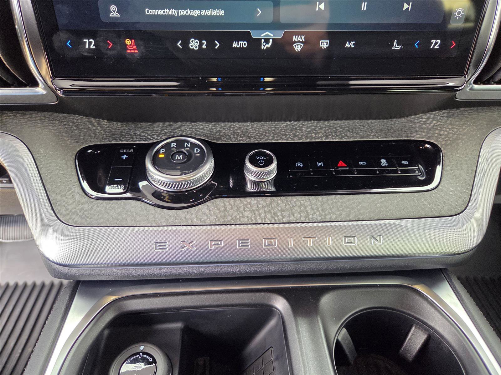 Used 2025 Ford Expedition Tremor image 17