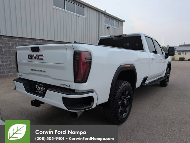 Used 2024 GMC Sierra 3500 AT4 w/ AT4 Premium Plus Package AWD/4WD image 3