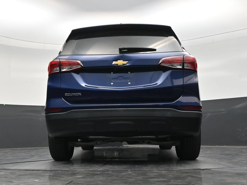 Used 2022 Chevrolet Equinox LS FWD image 23